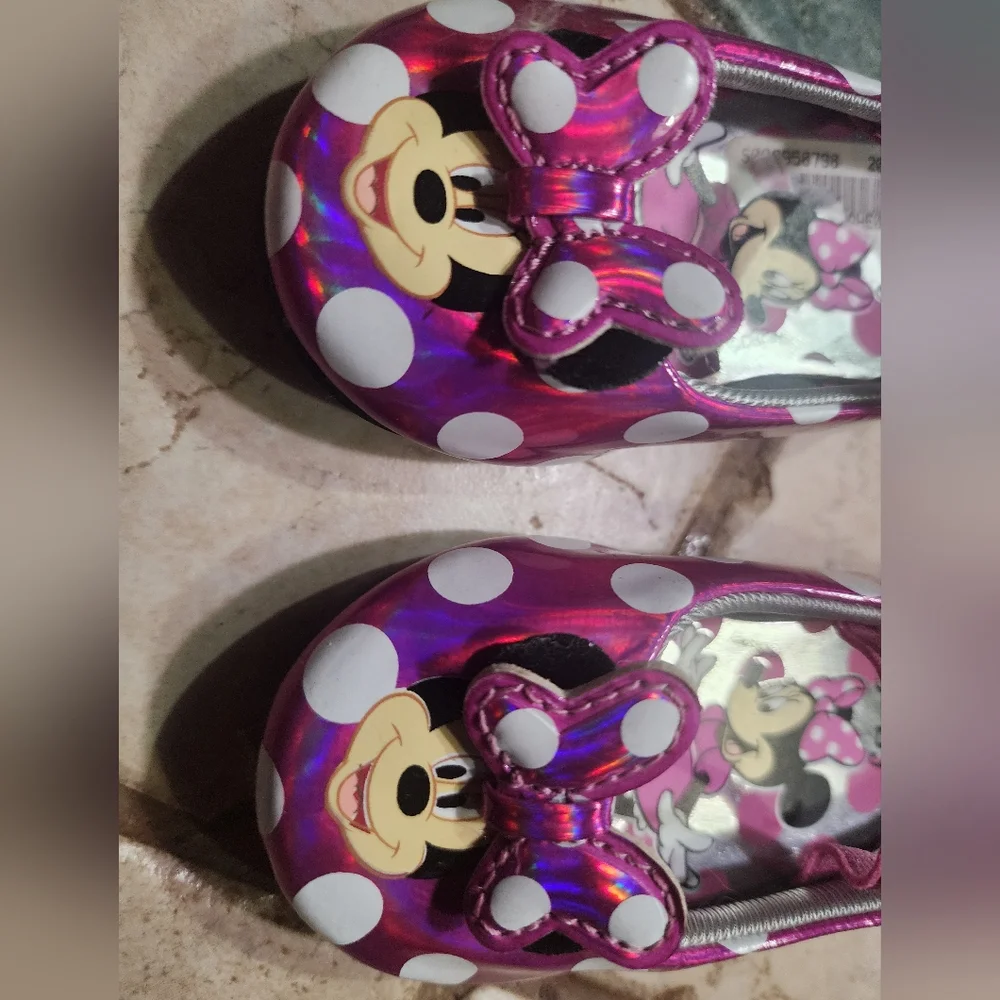 Disney Pink and White Dress Shoes with Minnie Mouse Design